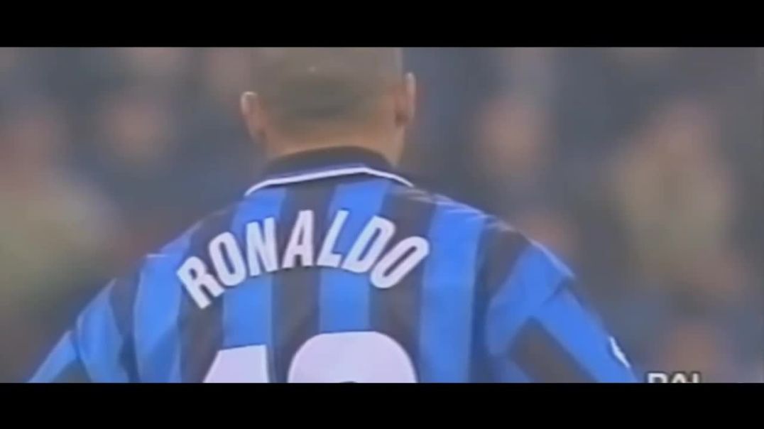 Ronaldo _Fenomeno_ - Greatest Dribbling Skills &amp;amp; Runs &amp;amp; Goals - Inter Milan