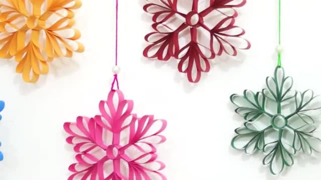 Simple Paper Snowflake Wall Hanging DIY easy paper crafts tutorial Wall decoration ideas