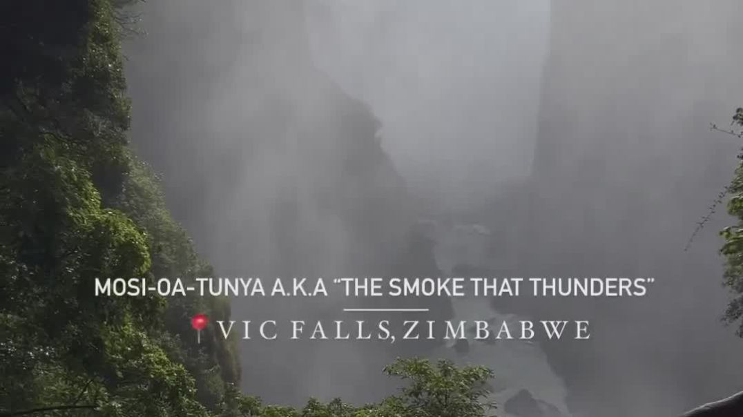 ⁣⁣The no.1 activity to do when you reach Victoria Falls, Zimbabwe is this! The falls were a mere 6min