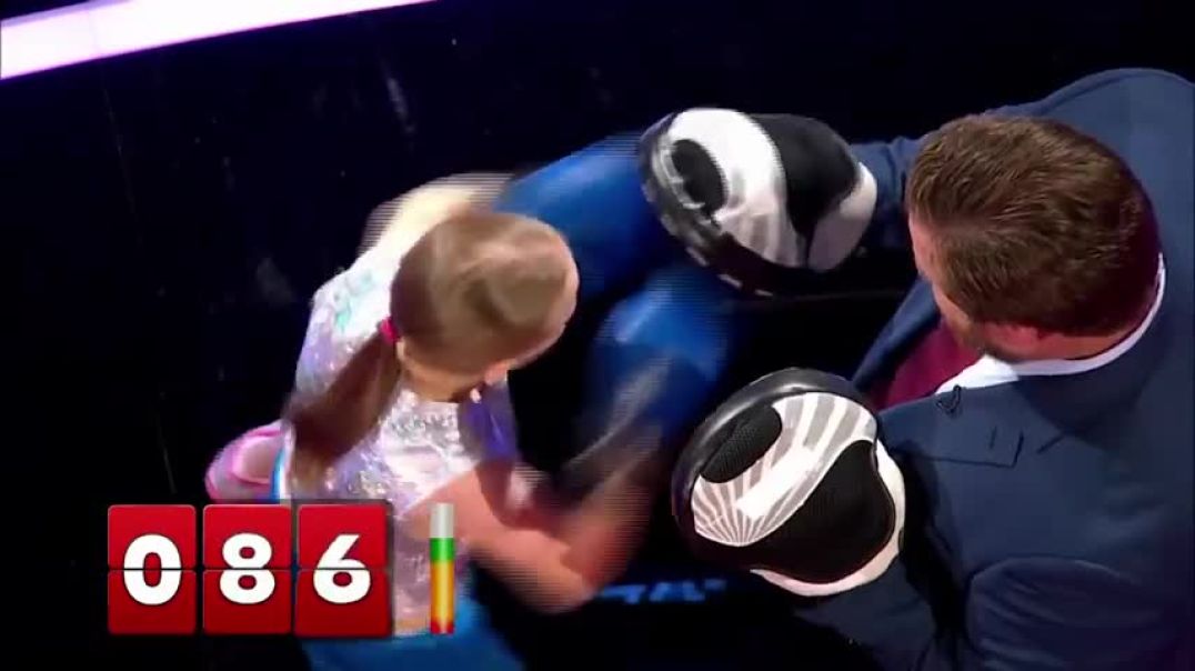 ⁣Evnika Shows Off Her Amazing Boxing Skills   Best Little Big Shots