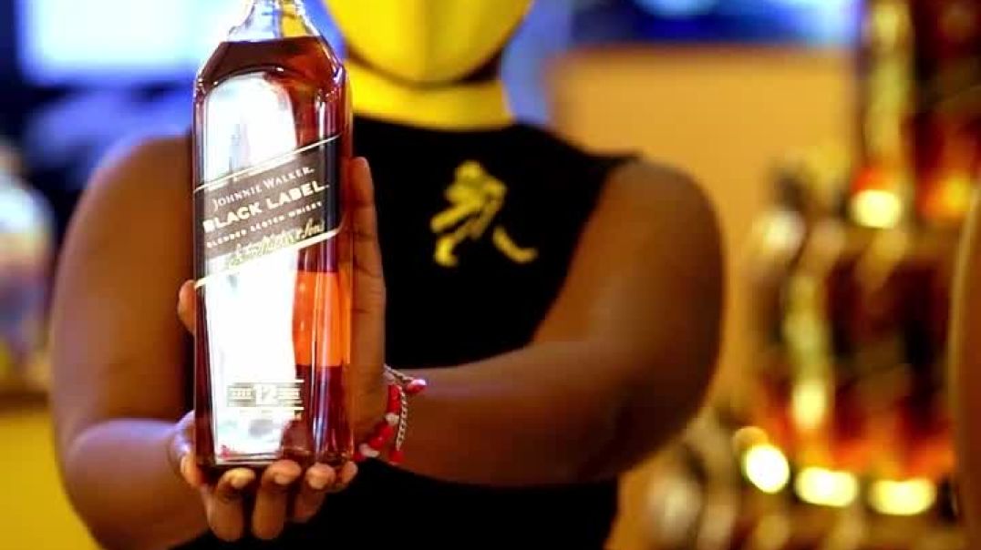 ⁣Johnnie Walker Gifting and Flavour Studio Acacia Mall Residency