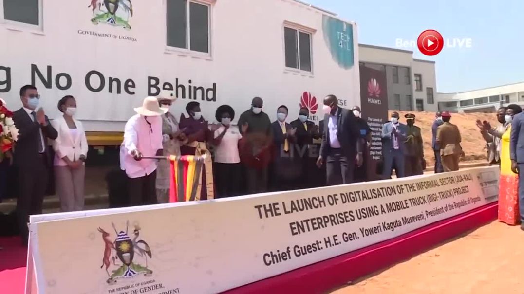 Museveni introduces his Chinese daughter to Ugandans at Science, Tech, & Innovation center