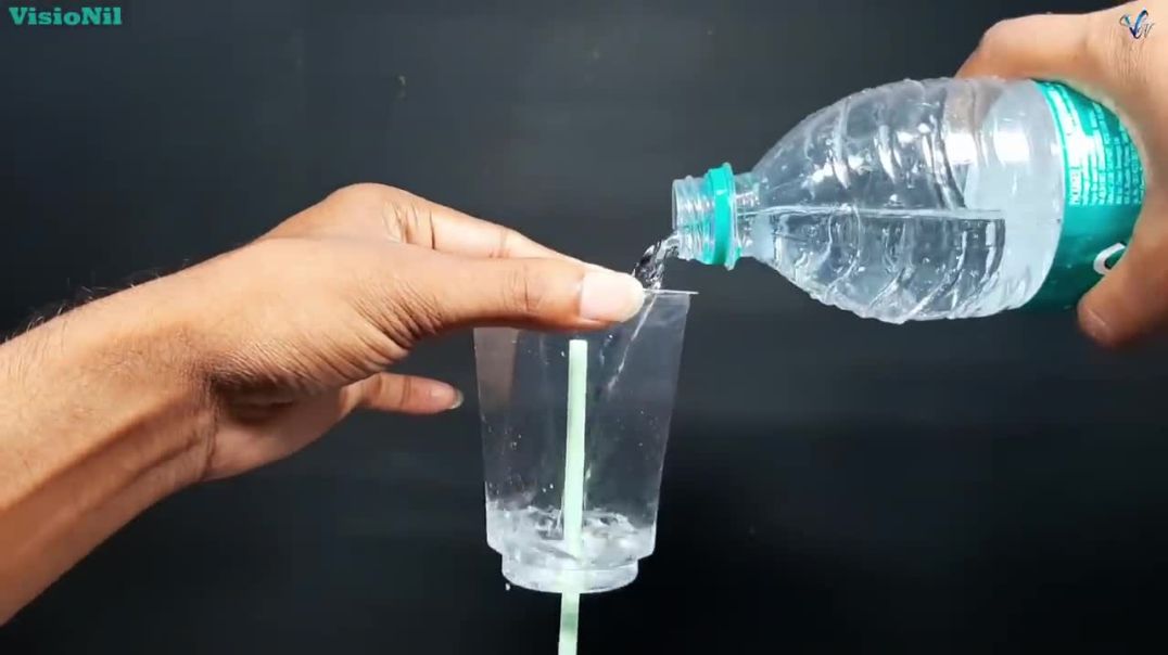 ⁣8 Amazing Water Experiments At Home  Easy Science Experiments With Water