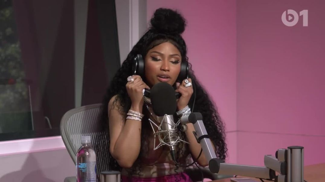 ⁣Nicki Minaj Lil Wayne and Birdman Surprise Call-Ins  Apple Music