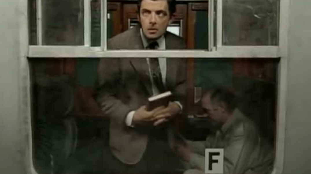 Taking the Train  Funny Clip  Mr Bean Official