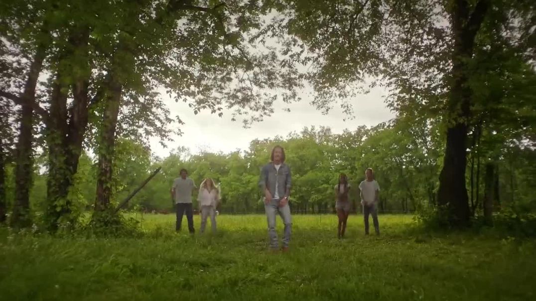 ⁣Tyler Hubbard  Dancin In The Country Unofficial Video
