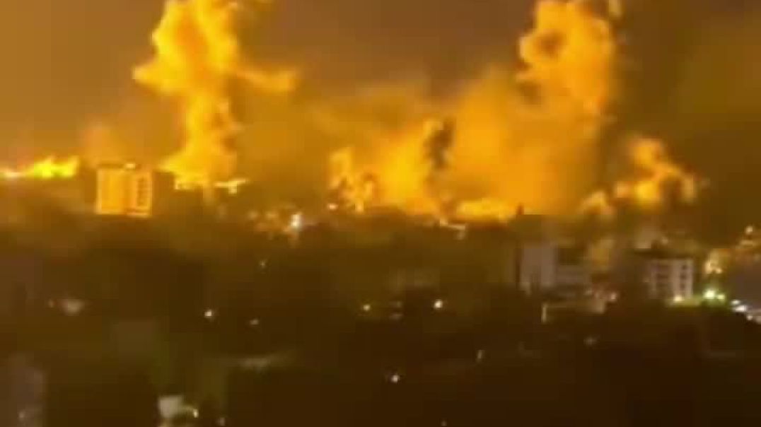 ⁣Airstrikes continue in Gaza following Hamas attack on Israel