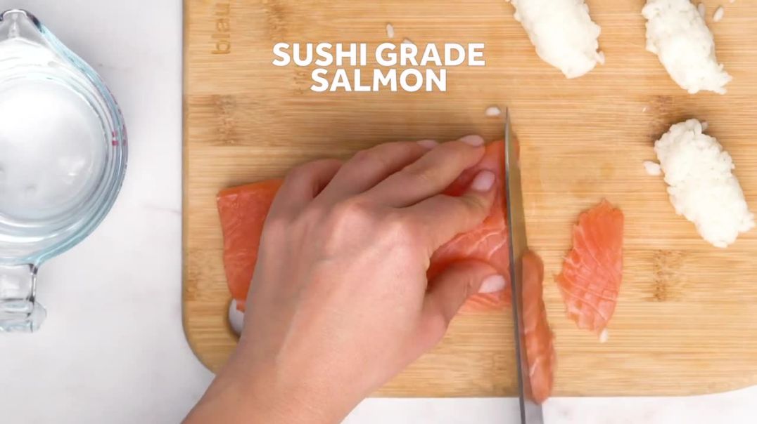 ⁣4 Easy Sushi Recipes - How To Make Sushi At Home Like A Pro - Blondelish